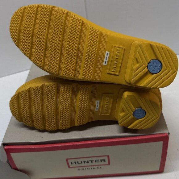 Hunter Original Chelsea Boot Women's Size 6 Short Waterproof Yellow Rain Boots - Picture 7 of 8